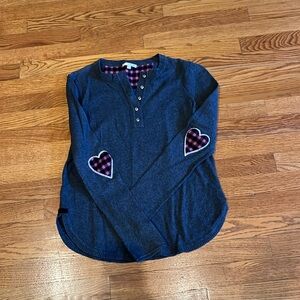 Lisa Todd grey Henley with plaid patches of hearts on sleeves Size Small